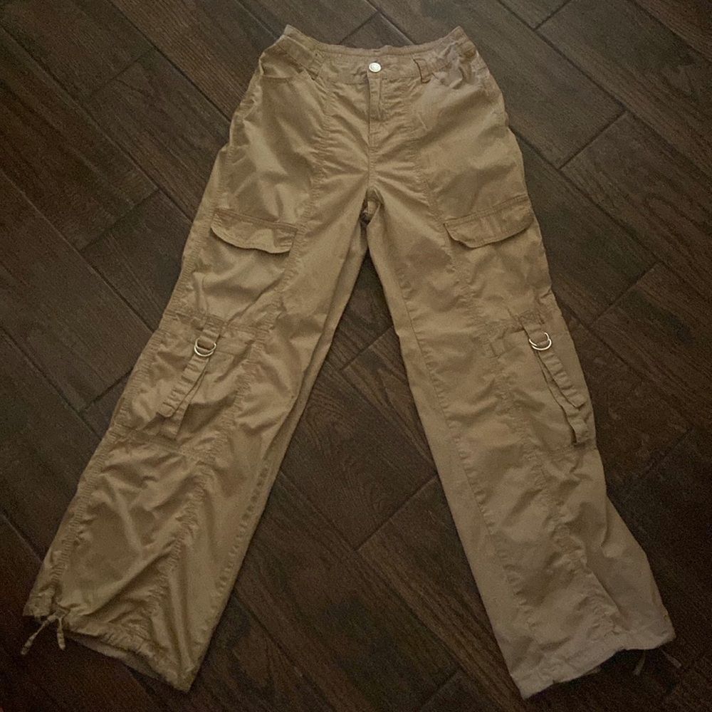 No Boundaries Tan Cargo Women’s Pants Size XXS (00)
